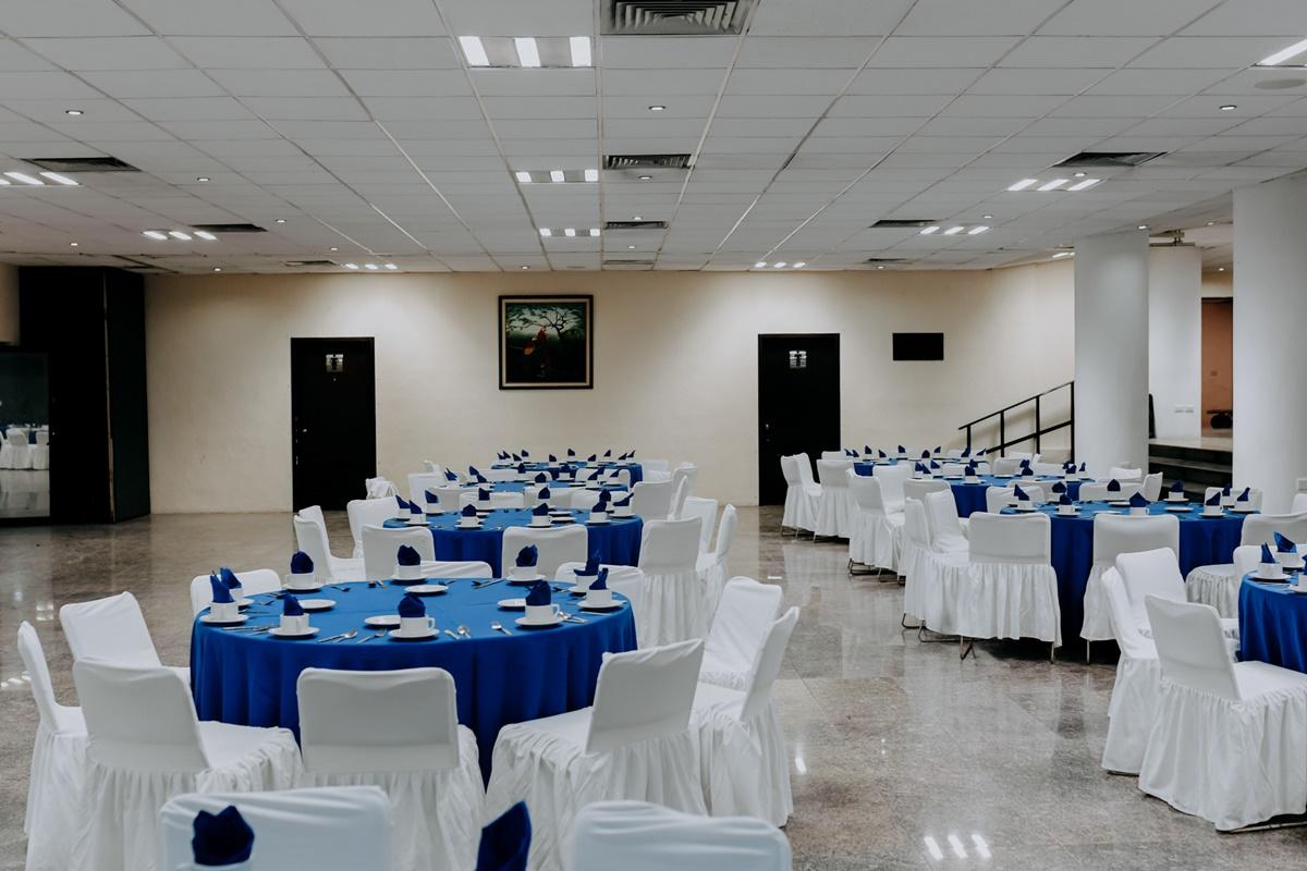 Hotel Aluxes 4*